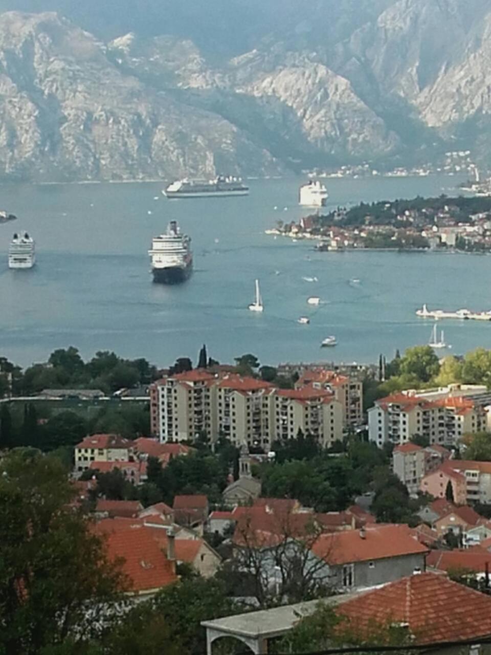 Ferienwohnung Beautiful View Kotor Exterior foto